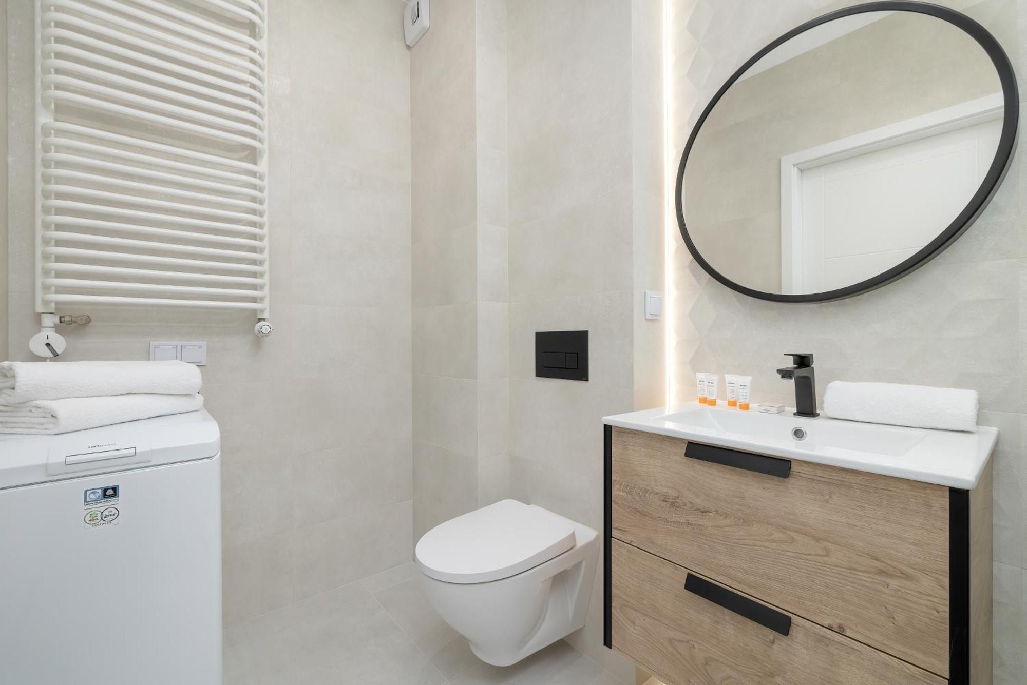 Bright Apartment Park Lotnikow Near Tauron Arena Krakow By Noclegi Renters Esterno foto